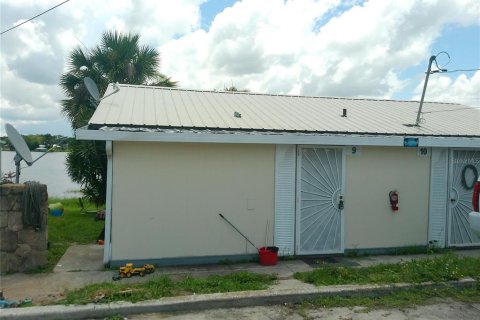 Condo in Winter Haven, Florida, 1 bedroom  № 1822719 - photo 1