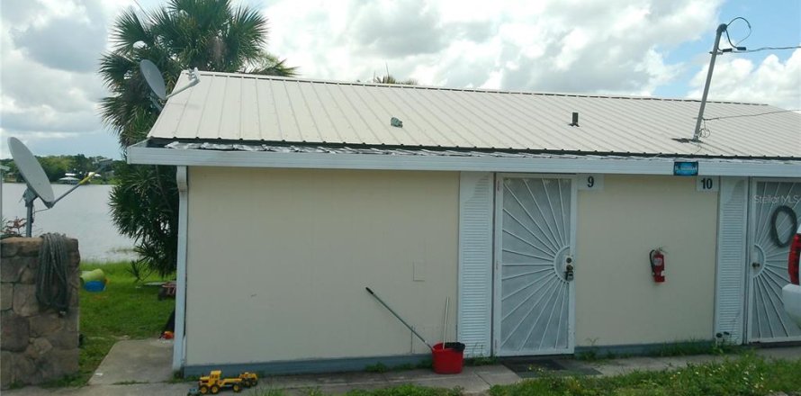 Condo in Winter Haven, Florida, 1 bedroom  № 1822719