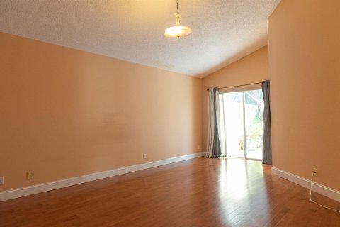 Villa ou maison à vendre à West Palm Beach, Floride: 3 chambres, 156.26 m2 № 2262338 - photo 7