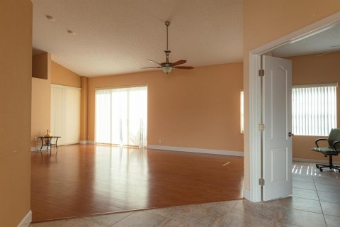 Villa ou maison à vendre à West Palm Beach, Floride: 3 chambres, 156.26 m2 № 2262338 - photo 16