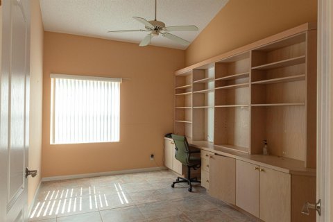 Villa ou maison à vendre à West Palm Beach, Floride: 3 chambres, 156.26 m2 № 2262338 - photo 13