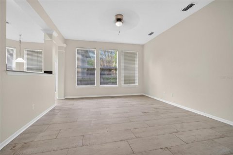 House in Celebration, Florida 3 bedrooms, 151.99 sq.m. № 2231978 - photo 12