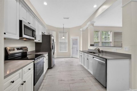 House in Celebration, Florida 3 bedrooms, 151.99 sq.m. № 2231978 - photo 16