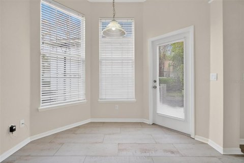 House in Celebration, Florida 3 bedrooms, 151.99 sq.m. № 2231978 - photo 20