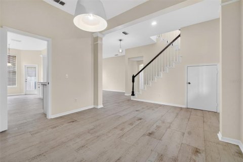 House in Celebration, Florida 3 bedrooms, 151.99 sq.m. № 2231978 - photo 9