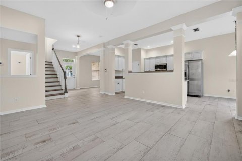 House in Celebration, Florida 3 bedrooms, 151.99 sq.m. № 2231978 - photo 15