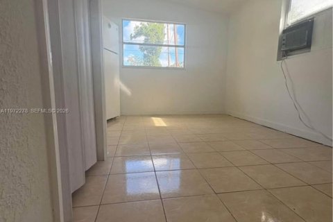 Купить виллу или дом в Тампа, Флорида 4 спальни, 110м2, № 2051872 - фото 23