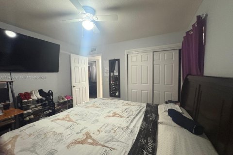 Купить виллу или дом в Тампа, Флорида 4 спальни, 110м2, № 2051872 - фото 12