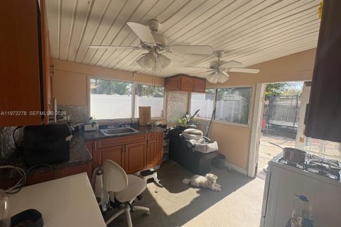 Купить виллу или дом в Тампа, Флорида 4 спальни, 110м2, № 2051872 - фото 21