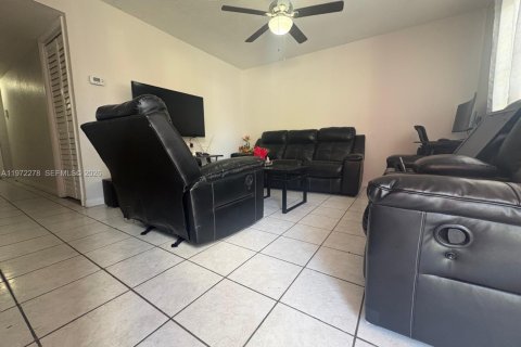 Купить виллу или дом в Тампа, Флорида 4 спальни, 110м2, № 2051872 - фото 4