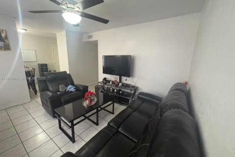 Купить виллу или дом в Тампа, Флорида 4 спальни, 110м2, № 2051872 - фото 5