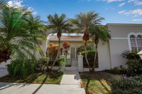 House in Bradenton, Florida 3 bedrooms, 236.81 sq.m. № 2119287