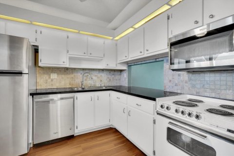 Copropriété à vendre à Lake Worth, Floride: 2 chambres, 83.05 m2 № 2175743 - photo 9