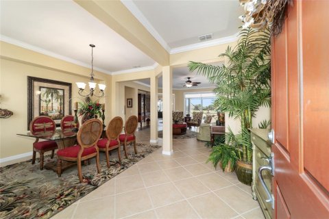 House in Ocala, Florida 3 bedrooms, 224.17 sq.m. № 1642177 - photo 12