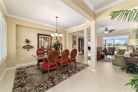 House in Ocala, Florida 3 bedrooms, 224.17 sq.m. № 1642177 - photo 14