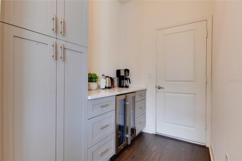 Casa en venta en Orlando, Florida, 4 dormitorios, 278.24 m2 № 1349659 - foto 24