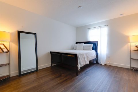 Casa en venta en Orlando, Florida, 4 dormitorios, 278.24 m2 № 1349659 - foto 27