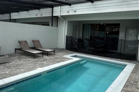 Adosado en venta en Kissimmee, Florida, 5 dormitorios, 210.24 m2 № 1255414 - foto 13