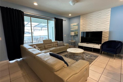 Adosado en venta en Kissimmee, Florida, 5 dormitorios, 210.24 m2 № 1255414 - foto 9