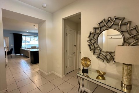 Adosado en venta en Kissimmee, Florida, 5 dormitorios, 210.24 m2 № 1255414 - foto 3