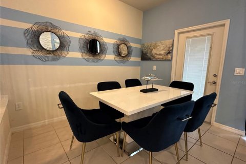Adosado en venta en Kissimmee, Florida, 5 dormitorios, 210.24 m2 № 1255414 - foto 10
