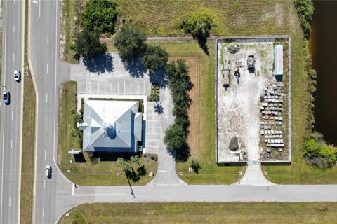 Immobilier commercial à vendre à Rotonda, Floride: 561.87 m2 № 2125207 - photo 4