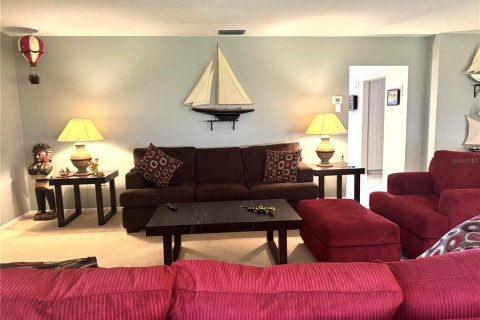 House in Sarasota, Florida 2 bedrooms, 145.76 sq.m. № 2099451 - photo 8