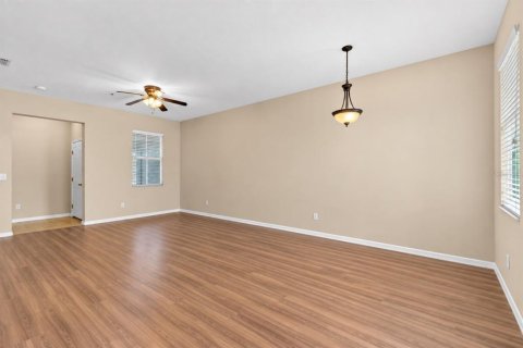 Touwnhouse à vendre à Winter Garden, Floride: 3 chambres, 153.29 m2 № 2305097 - photo 11