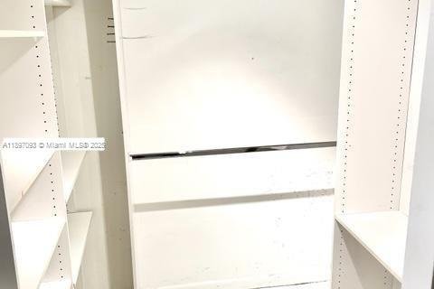 Condo in Miami, Florida, 2 bedrooms  № 1968344 - photo 14