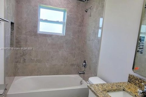 House in LaBelle, Florida 3 bedrooms № 1881620 - photo 8