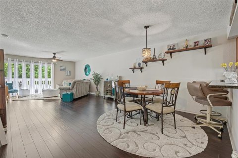 Copropriété à vendre à Treasure Island, Floride: 2 chambres, 100.33 m2 № 2408779 - photo 9