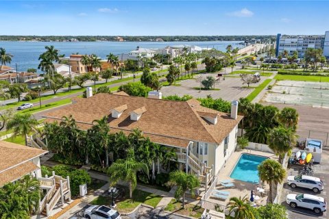 Copropriété à vendre à Treasure Island, Floride: 2 chambres, 100.33 m2 № 2408779 - photo 23