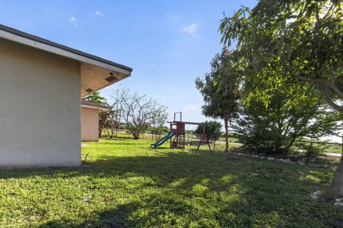 Villa ou maison à vendre à Belle Glade, Floride: 4 chambres, 136.19 m2 № 2077909 - photo 26