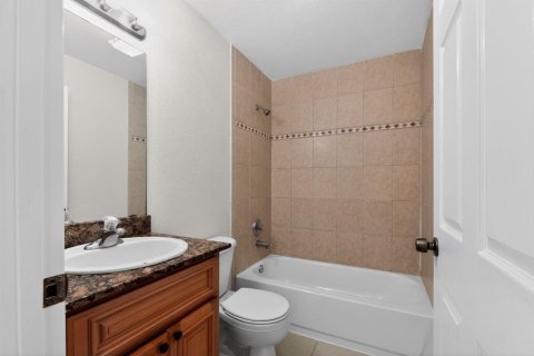 Villa ou maison à vendre à Belle Glade, Floride: 4 chambres, 136.19 m2 № 2077909 - photo 19