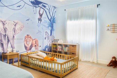 House in Doral, Florida 5 bedrooms, 354.89 sq.m. № 1986199 - photo 30