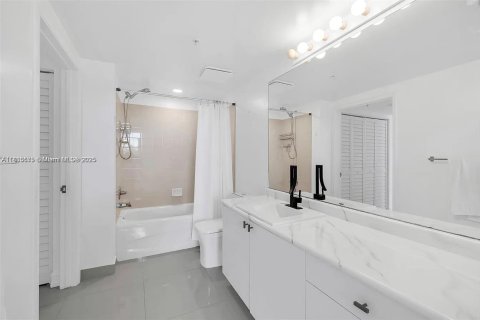 Condominio en venta en Hollywood, Florida, 2 dormitorios, 102.19 m2 № 1825929 - foto 26