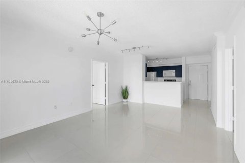 Condominio en venta en Hollywood, Florida, 2 dormitorios, 102.19 m2 № 1825929 - foto 24