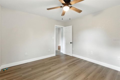 Casa en venta en Gulfport, Florida, 3 dormitorios, 147.25 m2 № 1880438 - foto 26