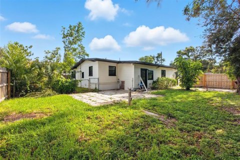 Casa en venta en Gulfport, Florida, 3 dormitorios, 147.25 m2 № 1880438 - foto 4
