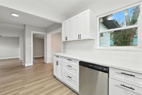 Casa en venta en Gulfport, Florida, 3 dormitorios, 147.25 m2 № 1880438 - foto 15
