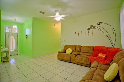 Villa ou maison à vendre à Clermont, Floride: 5 chambres, 236.16 m2 № 2398482 - photo 19