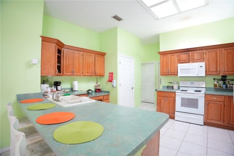 Villa ou maison à vendre à Clermont, Floride: 5 chambres, 236.16 m2 № 2398482 - photo 14