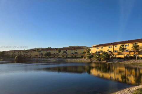 Copropriété à louer à Miami, Floride: 2 chambres, 104.98 m2 № 2000808 - photo 20