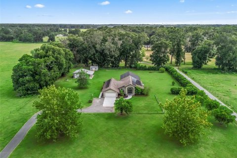 House in Summerfield, Florida 3 bedrooms, 161.19 sq.m. № 1869119 - photo 4