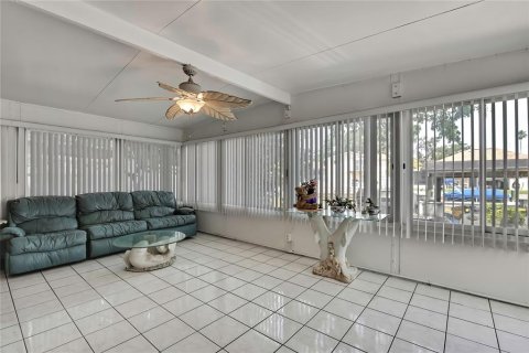 Casa en venta en Palm Harbor, Florida, 3 dormitorios, 185.06 m2 № 1716745 - foto 17