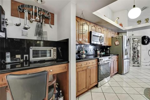 Casa en venta en Palm Harbor, Florida, 3 dormitorios, 185.06 m2 № 1716745 - foto 11