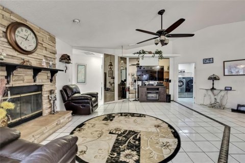 Casa en venta en Palm Harbor, Florida, 3 dormitorios, 185.06 m2 № 1716745 - foto 9