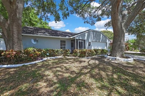 Casa en venta en Palm Harbor, Florida, 3 dormitorios, 185.06 m2 № 1716745 - foto 3