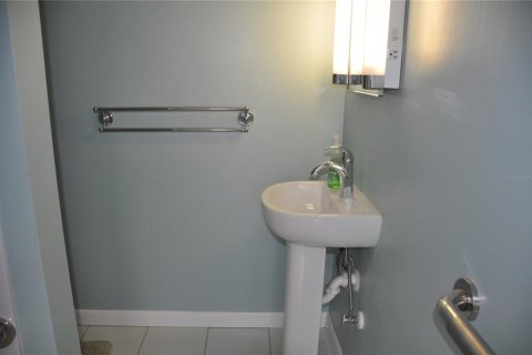 Condo in Punta Gorda, Florida, 2 bedrooms  № 1900597 - photo 22