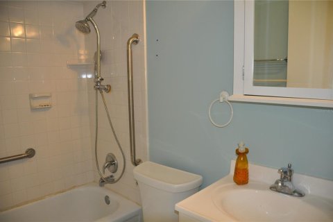 Condo in Punta Gorda, Florida, 2 bedrooms  № 1900597 - photo 25